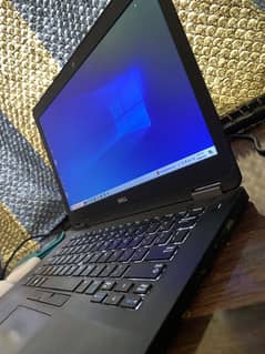 Dell Latitute E7470  with  finger print and nfc card