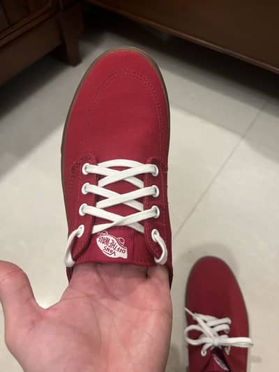 VANs Shoes Original (Size EU 42.5) - selling due to size issue