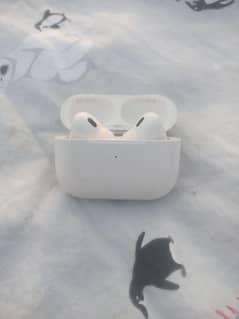 apple earpods in good condition