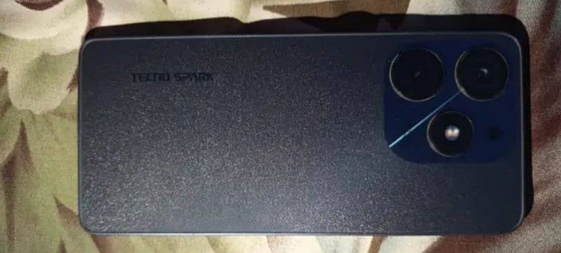 Tecno spark 10 pro 10/10 condition  contact only what's app 0