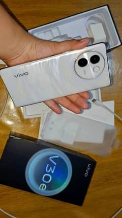vivo v30E 12/256gb Complete Box urgent sale wtp no 03297012977