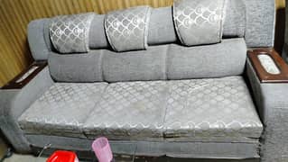 sofa set sale krna chahta hu condition 10. by 9 ha bilkul saaf ha