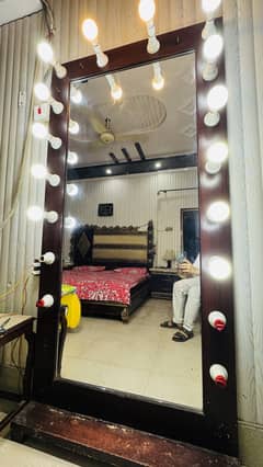 Modern lighting mirror