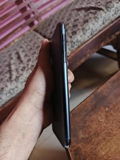 Iphone 11 pro max factory unlock