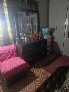 bed available in three installments