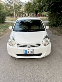 Toyota passo 2011