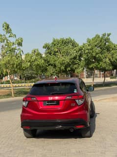 Honda Vezel Rs 2016