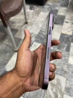 I phone 14 pro max with Box