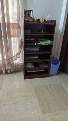 Books rack