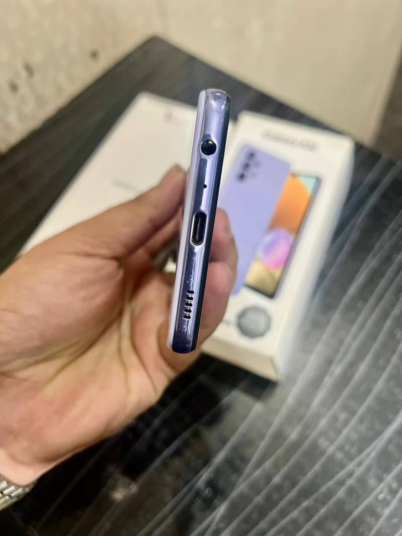 Samsung A32 6 128 mobile and box all ok not a single issue 3