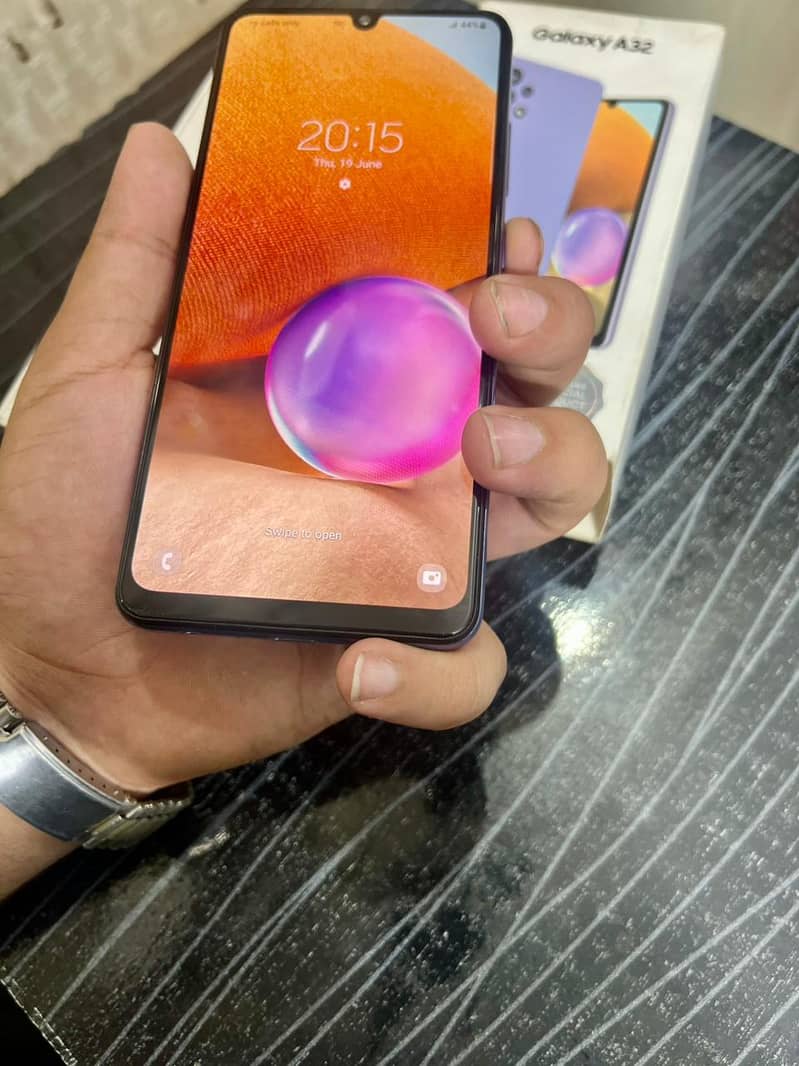 Samsung A32 6 128 mobile and box all ok not a single issue 6