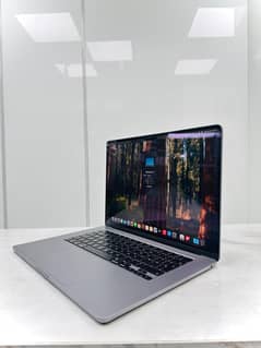 MacBook