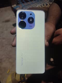 Spark 10 pro 8.256
