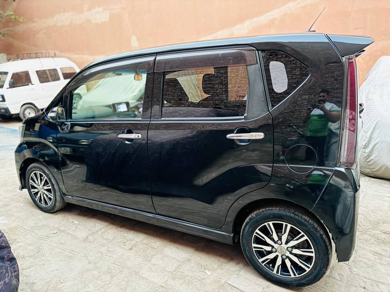 daihatsu move custom X 2015 model 17 import 1st owner on my name 2