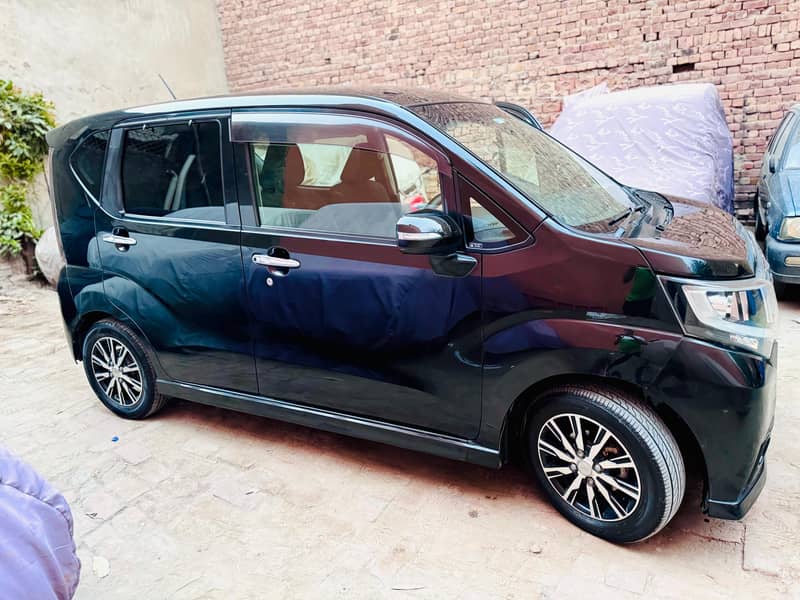 daihatsu move custom X 2015 model 17 import 1st owner on my name 3