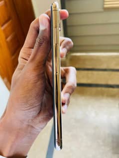 iPhone Xs max 256gb Non pta factory unlock Battery health 81