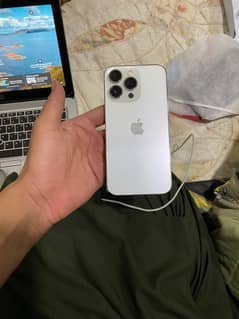 iphone 13 pro 98% health