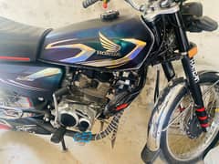 Honda Cg 125 black colour 22/23 model