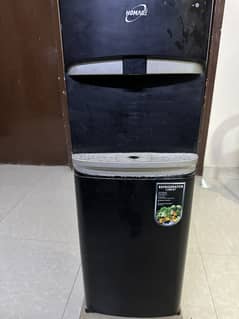 Homage water dispenser