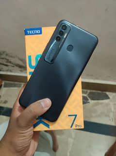 Tecno spark 7 pro 4/64 with box