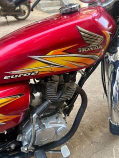 125 CG Honda Karachi number 21 model 034917=54085