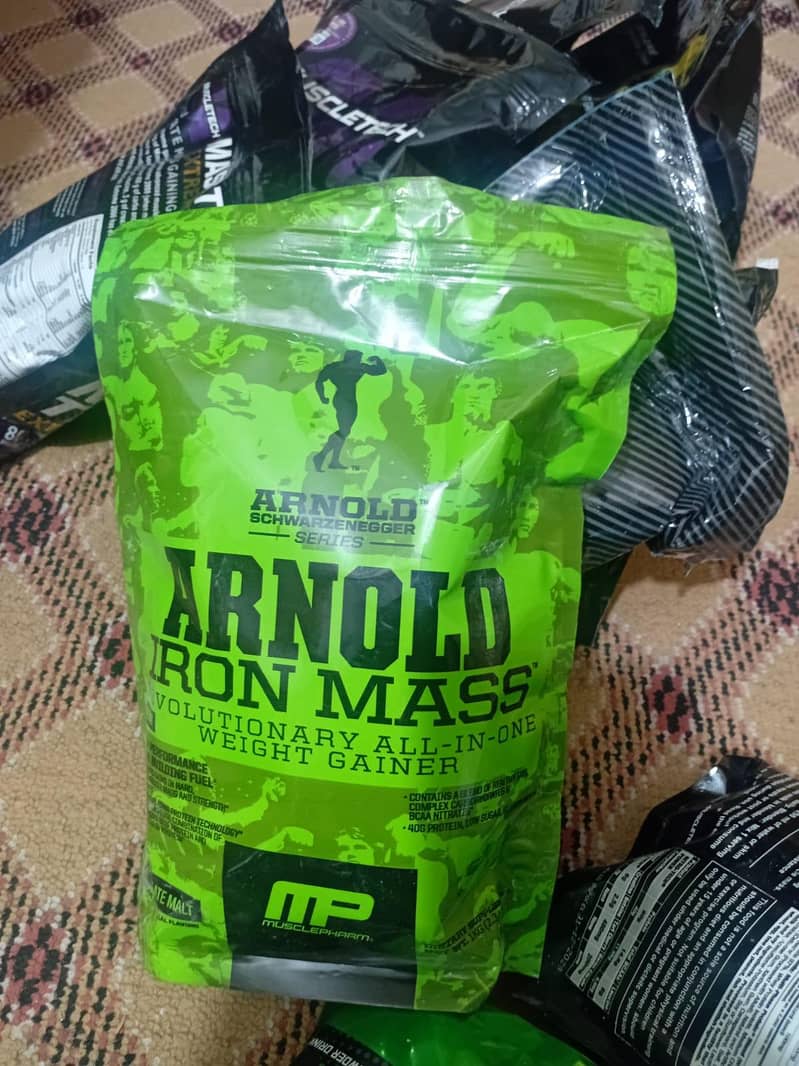 Mass Gainer available Whatsapp 03330616362 10