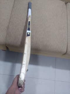 GM BAT (FREE GRIP HARD BALL AND TAPE BALL)