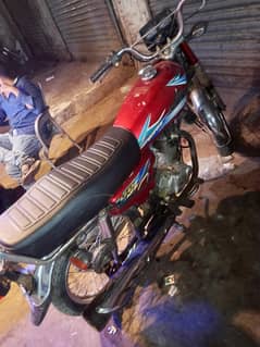 unique 125 ok condition