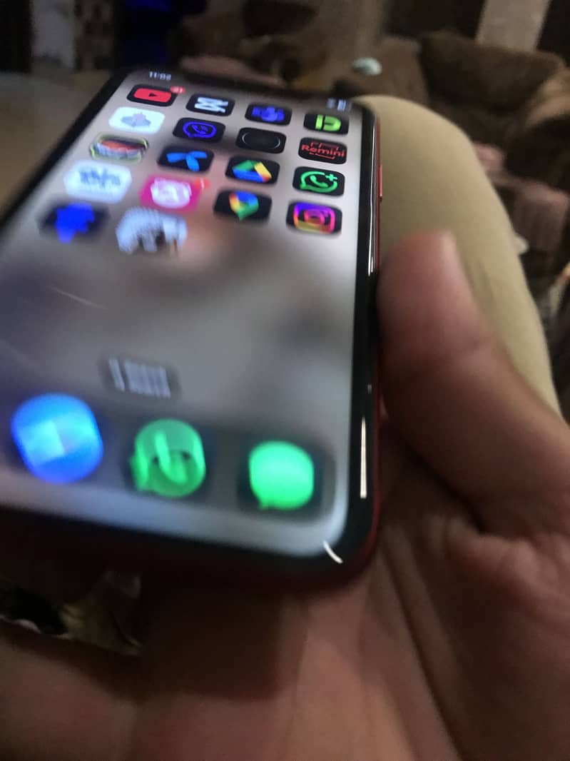 Iphone 11 red colour jv 64 jb only back break all ok non open 2