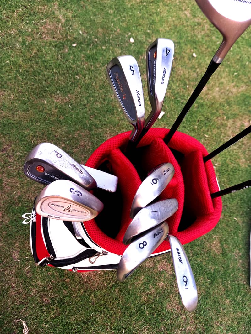 MEN's Golf Set. All Clubs, Woods, Irons, Bag, Putter, kit, sticks 8