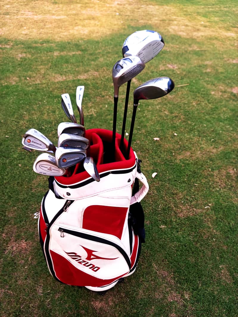 MEN's Golf Set. All Clubs, Woods, Irons, Bag, Putter, kit, sticks 12