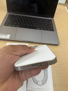 i Phone 8plus, 11,12,13,14,15 pro max on instalment Whatsap 3062623924