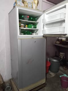 Midyam size fridge