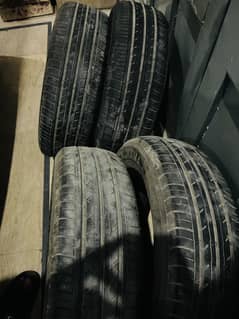 Yokohama 4 tyres bluearth 185/65/r14
