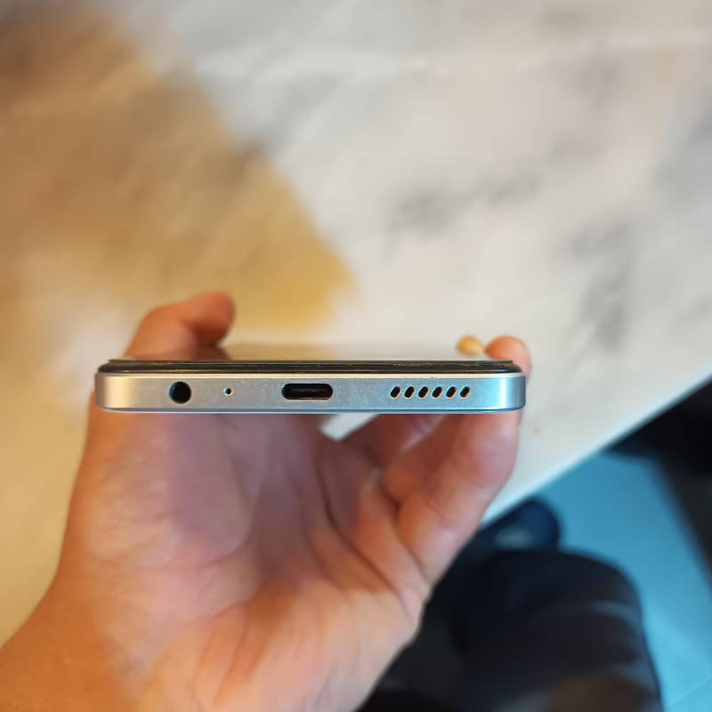 mobile name Dcode Bold 3pro  3 month koi problem nahi charger with box 2