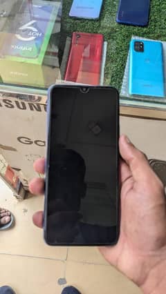 vivo y21A 4+1 GB ram 64 memory