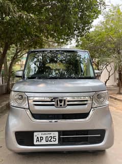 HONDA N BOX SLASH G