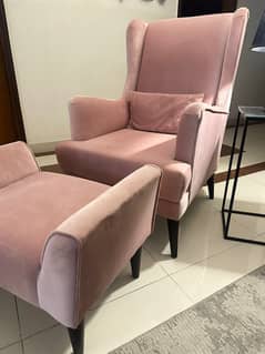 Wing Chair with Foot Rest