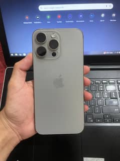 iPhone 15 pro max LLA /256 Factory Unlock
