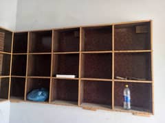 SHOWCASE OR RACKS