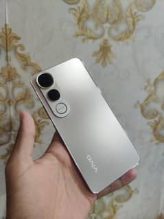 v50 lite
