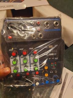 hybrid 4 channel audio interface (4 channel mixer) box packed