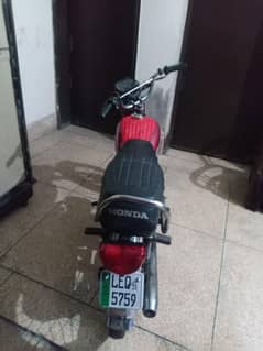 United CD 70 Bike for Sale