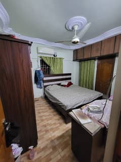 3 BAD DD CORNER WITH ROOF APARTMENT FOR SALE PARK FACING
