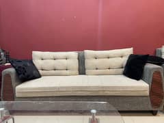 I'm selling sofa set