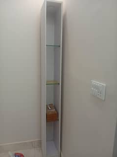 Deco Corner with 3 mirrors shelf