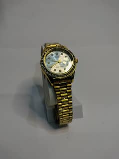 Rolex Day-Date Style Luxury Watch (Gold Tone with Diamond Accents)