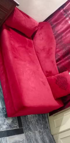 Dewan sofa
