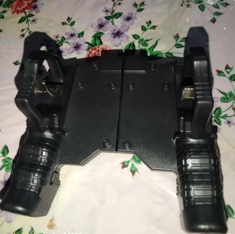 K21 Mobile Gamingpad with Trigger 5