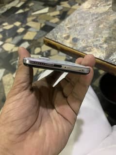 Vivo v21 full box lush condition